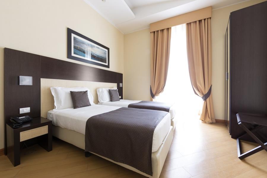 Hotel Napoli Dış mekan fotoğraf